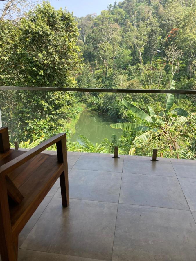 Spice Forest Plantation Homestay, Thekkady Vandiperiyār Exteriör bild