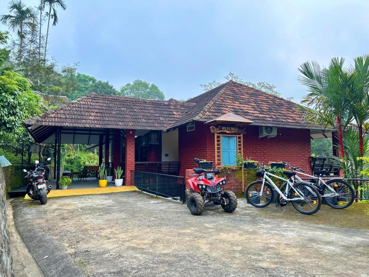 Spice Forest Plantation Homestay, Thekkady Vandiperiyār Exteriör bild